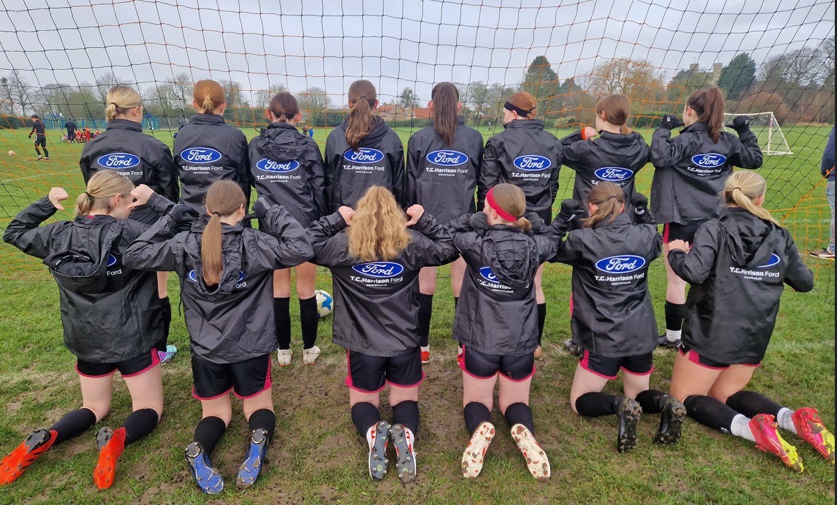 TCH Sponsors for Thorney U16 Pinks Girl’s Football Team